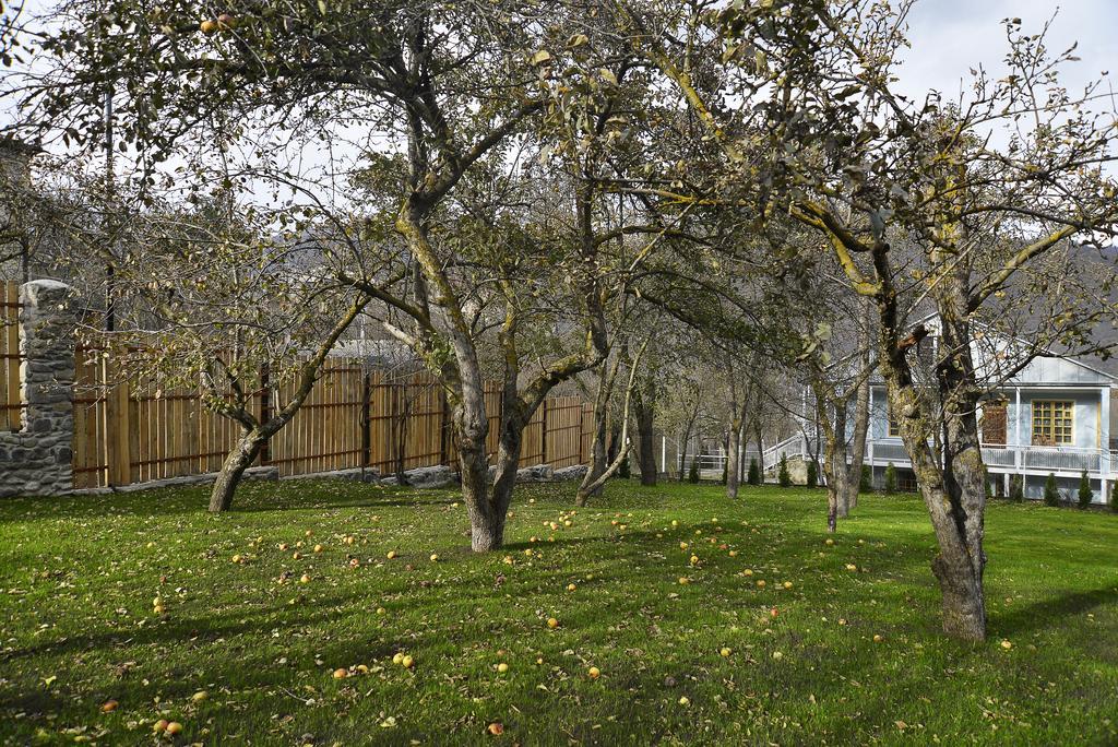 Villa Jrhogher Dilidzjan Buitenkant foto