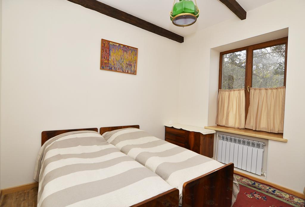 Villa Jrhogher Dilidzjan Kamer foto